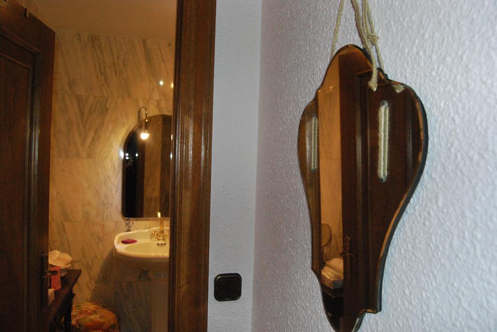 Casa Rural La Cuadraa Linares de Riofrío Kültér fotó