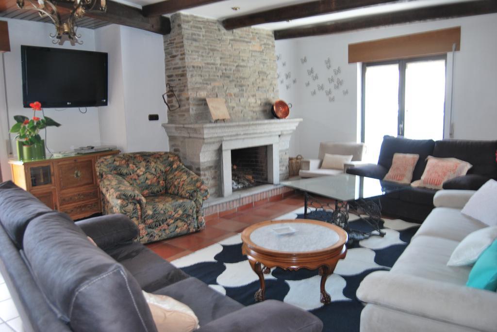 Casa Rural La Cuadraa Linares de Riofrío Kültér fotó