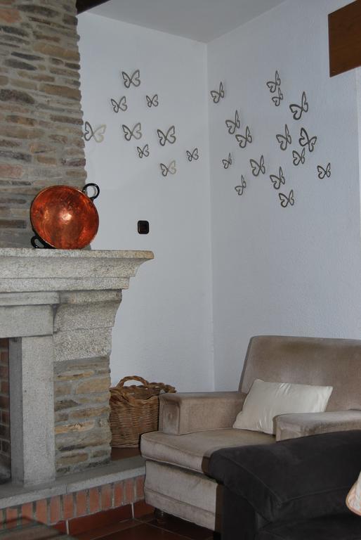 Casa Rural La Cuadraa Linares de Riofrío Kültér fotó