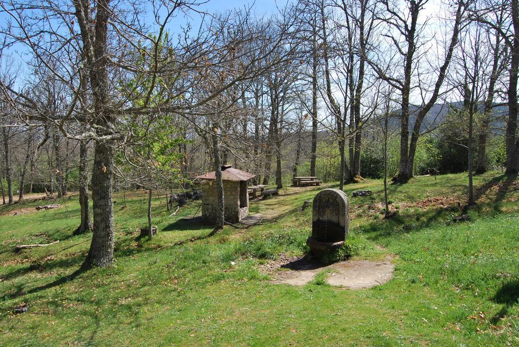 Casa Rural La Cuadraa Linares de Riofrío Kültér fotó